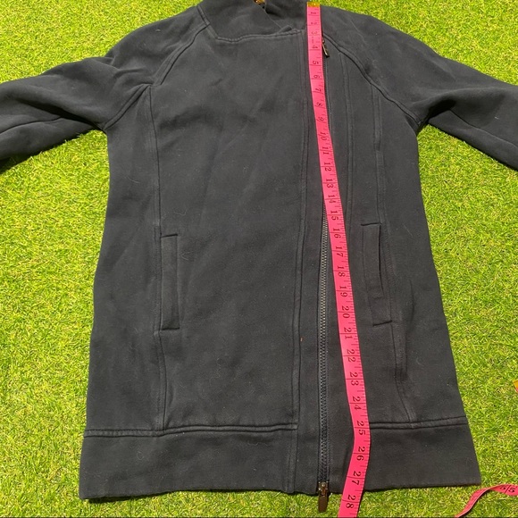 Lululemon Asymmetrical Zip Up Sweatshirt - Picture 8 of 9